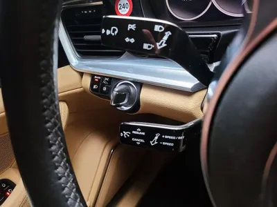 Porsche Panamera 2018, 91382 км, за 39577.13 USD - фото 13