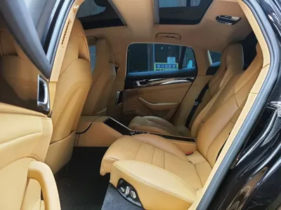 Porsche Panamera 2018, 91382 км, за 39577.13 USD - фото 16