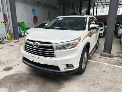 Toyota Highlander · 2016 год