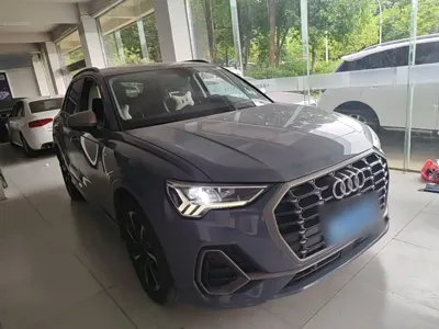 Audi Q3 2022, 57500 км, за 19157.96 USD