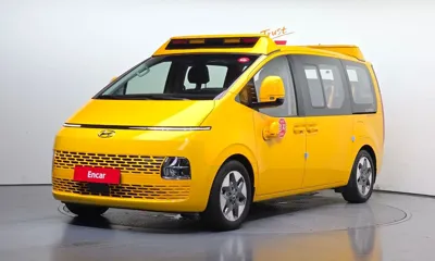Hyundai Staria · 2024 год
