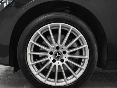 Mercedes-Benz E-Class 2023, 28661 км, за 30221.66 USD