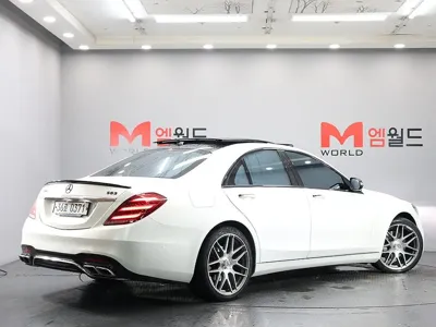 Mercedes-Benz S-Class 2016, 270000 км, за 17889.69 USD