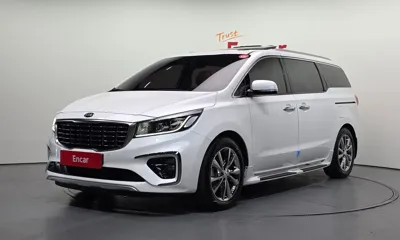 Kia Canival · 2019 год