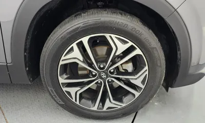 Hyundai Santafe 2019, 67264 км, за 13478.69 USD