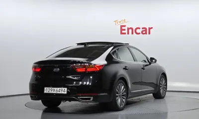 Kia K7 2016, 122433 км, за 7553.86 USD