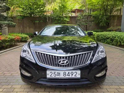 Hyundai Grandeur 2013, 137520 км, за 2923.75 USD