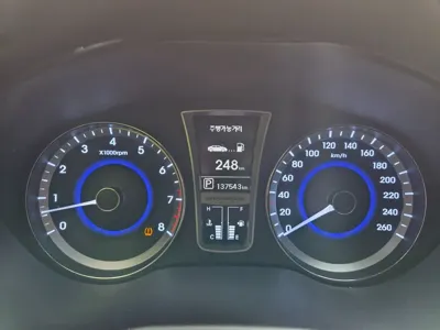 Hyundai Grandeur 2013, 137520 км, за 2923.75 USD - фото 13