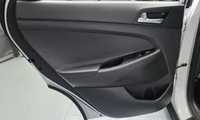 Hyundai Tucson 2019, 103654 км, за 8995.03 USD - фото 25
