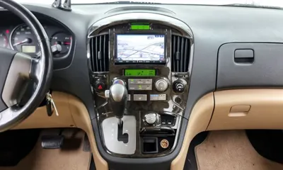 Hyundai Starex 2015, 121180 км, за 8867.57 USD - фото 14