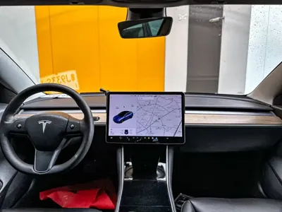Tesla Model 3 2020, 107000 км, за 14390.54 USD - фото 7