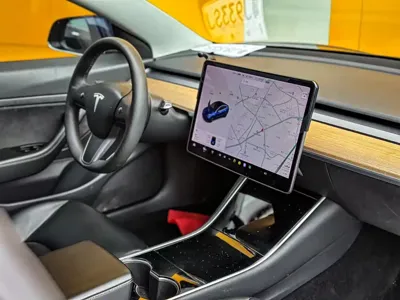 Tesla Model 3 2020, 107000 км, за 14390.54 USD - фото 8