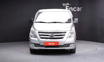 Hyundai Starex 2017, 148920 км, за 5382.7 USD