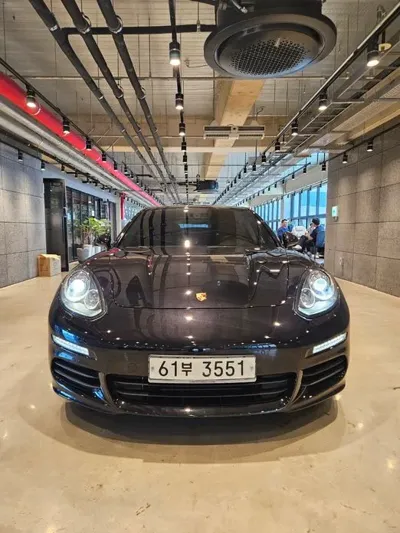 Porsche Panamera · 2014 год
