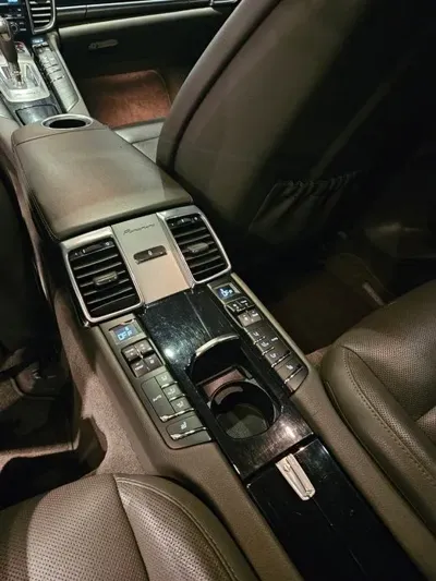 Porsche Panamera 2014, 130000 км, за 16082.45 USD - фото 13