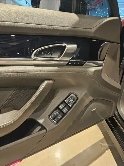 Porsche Panamera 2014, 130000 км, за 16082.45 USD - фото 14