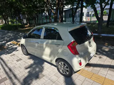 Kia Morning 2012, 106500 км, за 2297.49 USD