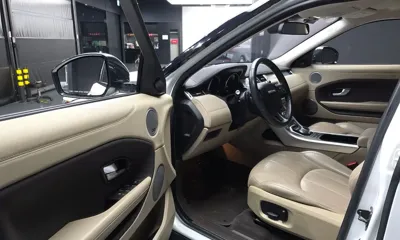 Land Rover Range Rover Evoque 2016, 88540 км, за 7150.75 USD - фото 10