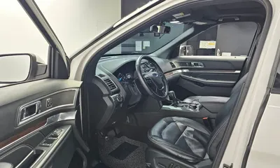 Ford Explorer 2019, 104064 км, за 9686.01 USD - фото 10