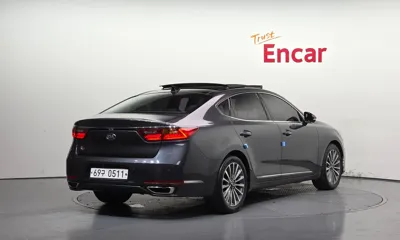 Kia K7 2016, 83899 км, за 8970.94 USD