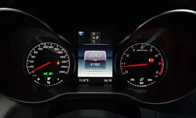 Mercedes-Benz GLC-Class 2019, 81982 км, за 19755.53 USD - фото 7