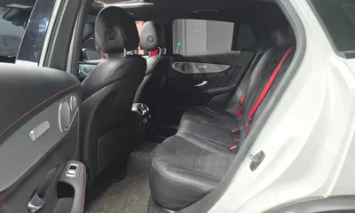 Mercedes-Benz GLC-Class 2019, 81982 км, за 19755.53 USD - фото 11