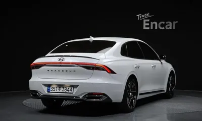 Hyundai Grandeur 2022, 41625 км, за 17443.01 USD