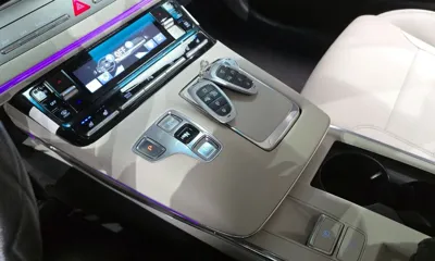 Hyundai Grandeur 2022, 41625 км, за 17443.01 USD - фото 9