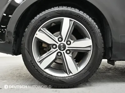 Kia K3 2017, 133702 км, за 4543.98 USD