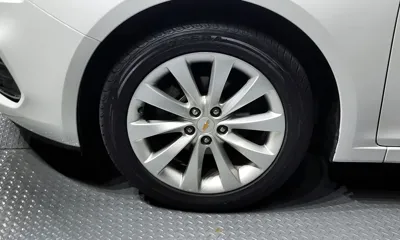 ChevroletGMDaewoo Cruze 2016, 106429 км, за 2593.77 USD