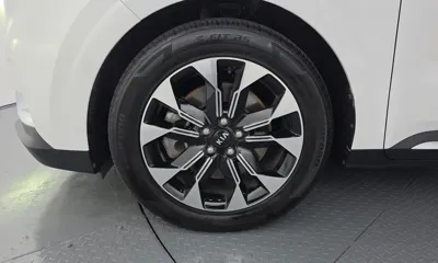 Kia Canival 2021, 79092 км, за 17657.87 USD