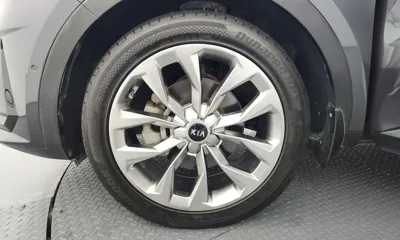 Kia Sorento 2021, 42570 км, за 21737.69 USD