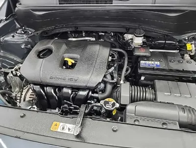 Kia Seltos 2023, 32474 км, за 23959.56 USD