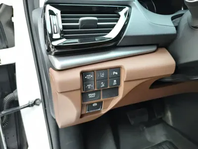 Acura RDX 2021, 77000 км, за 23219.09 USD - фото 12