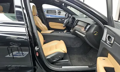 Volvo XC60 2022, 50918 км, за 25041.29 USD - фото 11