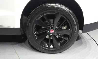 Jaguar F-Pace 2023, 57913 км, за 26771.57 USD