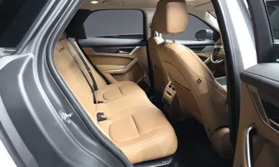 Jaguar F-Pace 2023, 57913 км, за 26771.57 USD - фото 12