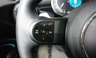 MINI Cooper 2023, 1710 км, за 27822.91 USD - фото 26