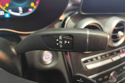 Mercedes-Benz C-Class 2020, 80900 км, за 18292 USD - фото 27