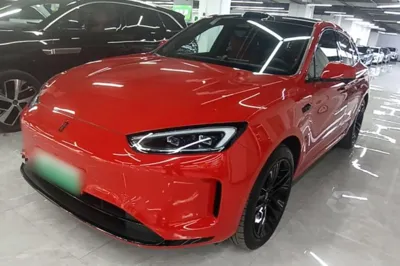 Hima AITO M5 · 2025 год