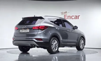 Hyundai Santafe 2017, 59214 км, за 10093.11 USD