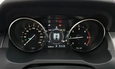 Land Rover Range Rover Evoque 2018, 64867 км, за 11232.24 USD - фото 8