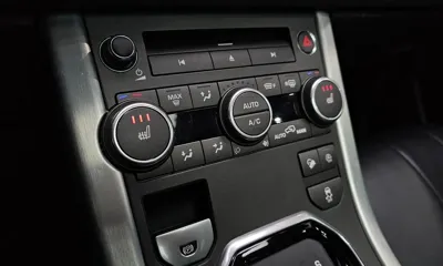 Land Rover Range Rover Evoque 2018, 64867 км, за 11232.24 USD - фото 15