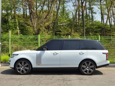 Land Rover Range Rover 2017, 109300 км, за 30786.4 USD