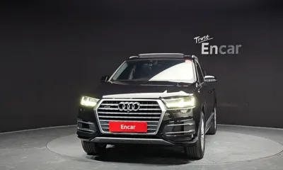 Audi Q7 2019, 138692 км, за 16525.66 USD