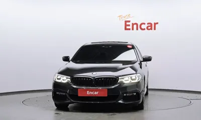 BMW 5-Series 2018, 128129 км, за 15032.17 USD