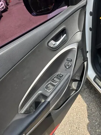 Hyundai Santafe 2013, 270000 км, за 3675.99 USD