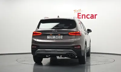 Hyundai Santafe 2019, 39832 км, за 14651.29 USD