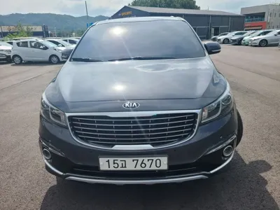 Kia Canival 2016, 186400 км, за 5732.9 USD