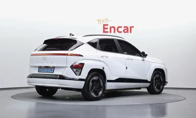 Hyundai Kona 2025, 62461 км, за 19827.07 USD